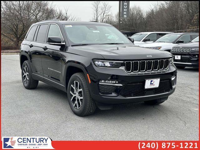 new 2025 Jeep Grand Cherokee car, priced at $50,235