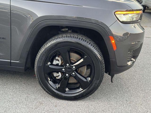 used 2022 Jeep Grand Cherokee L car, priced at $30,689