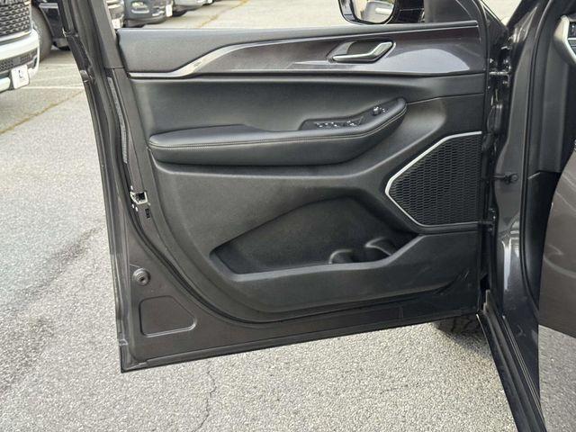 used 2022 Jeep Grand Cherokee L car, priced at $30,689
