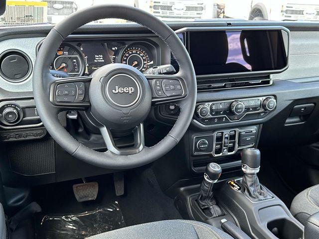 new 2025 Jeep Wrangler car, priced at $41,800