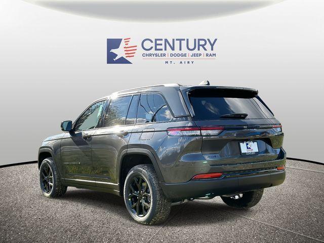 new 2025 Jeep Grand Cherokee car, priced at $35,500