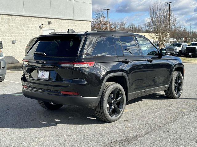 new 2025 Jeep Grand Cherokee car, priced at $47,500