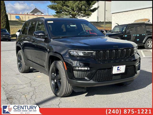 new 2025 Jeep Grand Cherokee car, priced at $47,500