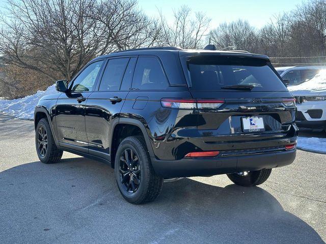 new 2025 Jeep Grand Cherokee car, priced at $42,500