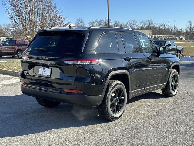 new 2025 Jeep Grand Cherokee car, priced at $42,500