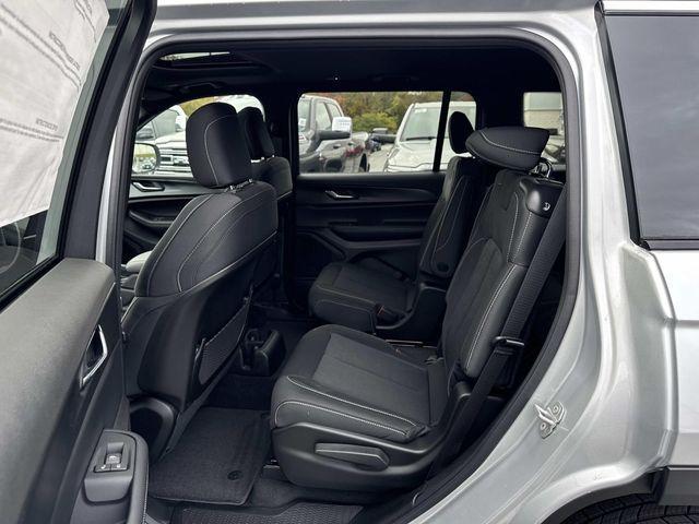 new 2025 Jeep Grand Cherokee L car, priced at $36,500