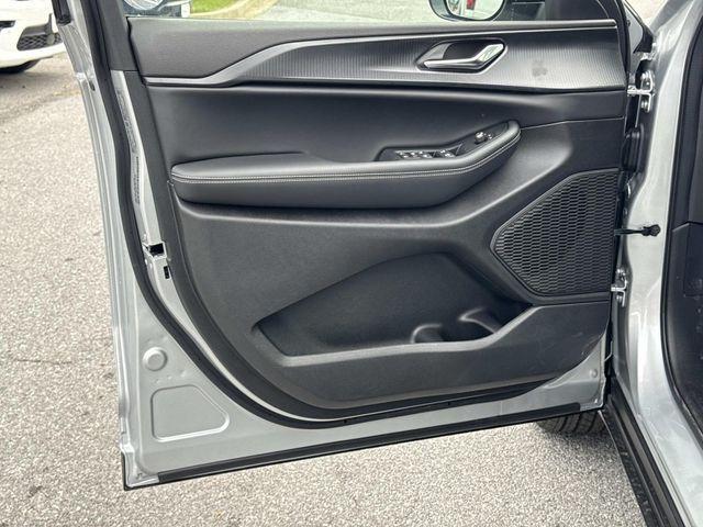 new 2025 Jeep Grand Cherokee L car, priced at $36,500