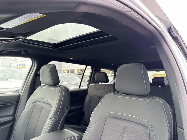 new 2025 Jeep Grand Cherokee L car, priced at $36,500