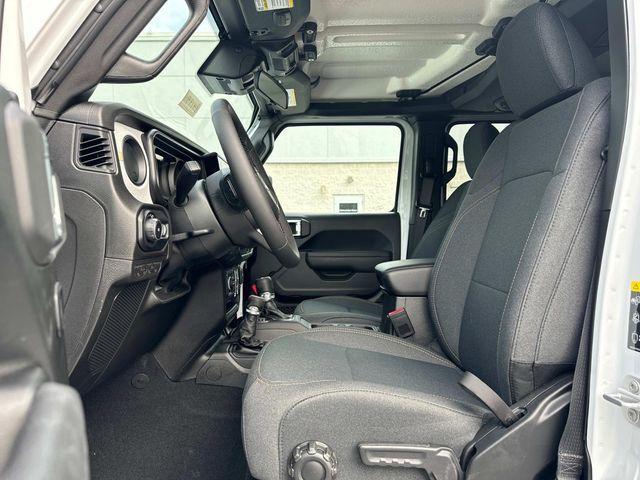 new 2025 Jeep Wrangler car, priced at $43,499