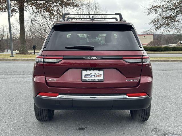 used 2023 Jeep Grand Cherokee car, priced at $37,000