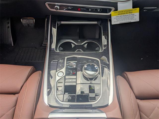 new 2026 BMW X7 car, priced at $100,475