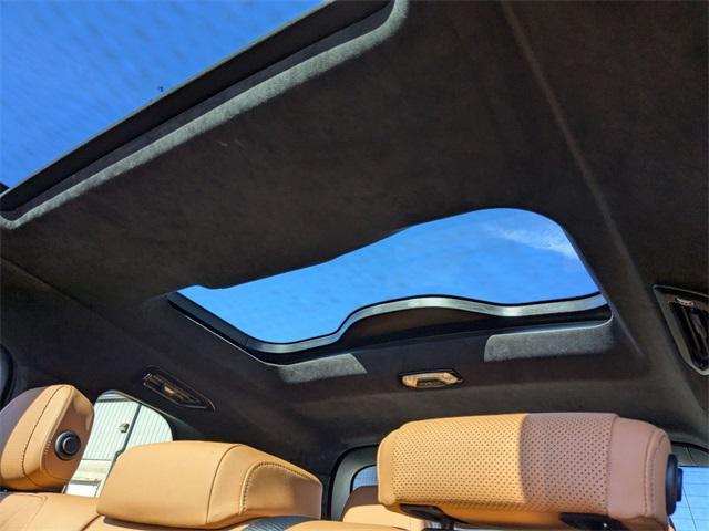 new 2026 BMW X7 car, priced at $100,880