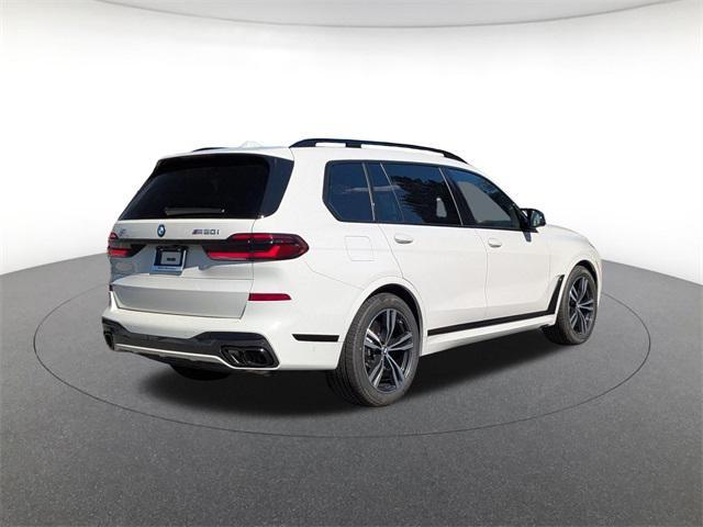 new 2026 BMW X7 car, priced at $119,435