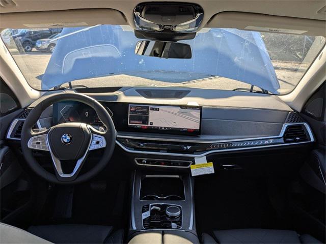 new 2026 BMW X7 car, priced at $94,930