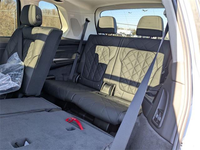 new 2026 BMW X7 car, priced at $94,930
