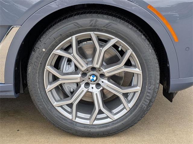 new 2026 BMW X7 car, priced at $94,730