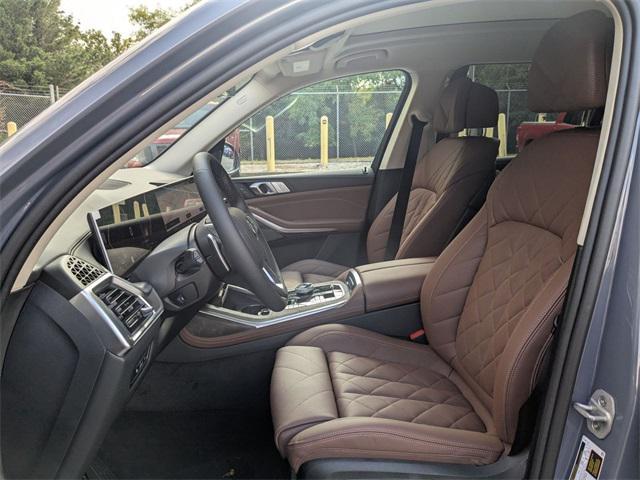 new 2026 BMW X7 car, priced at $94,275