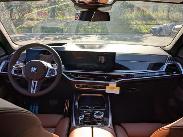 new 2026 BMW X7 car, priced at $123,525
