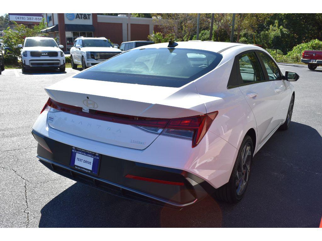 new 2025 Hyundai Elantra car, priced at $29,160