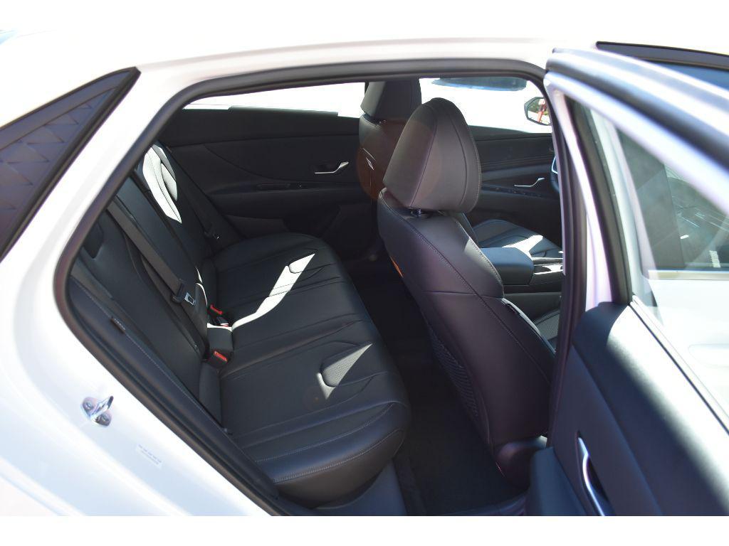 new 2025 Hyundai Elantra car, priced at $29,160