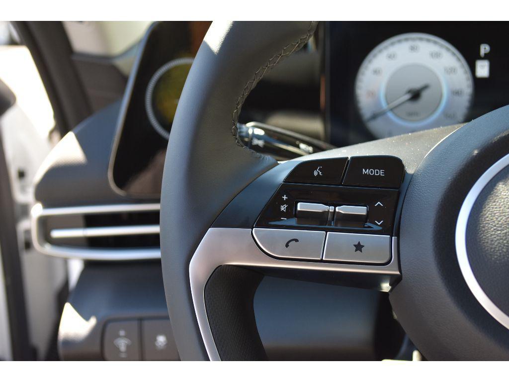 new 2025 Hyundai Elantra car, priced at $29,160