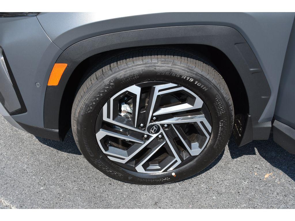 new 2025 Hyundai Tucson car, priced at $40,155