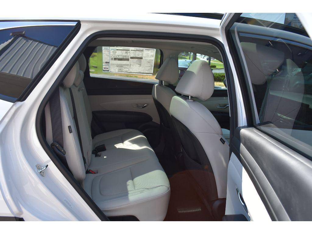 new 2025 Hyundai TUCSON Hybrid car, priced at $38,112