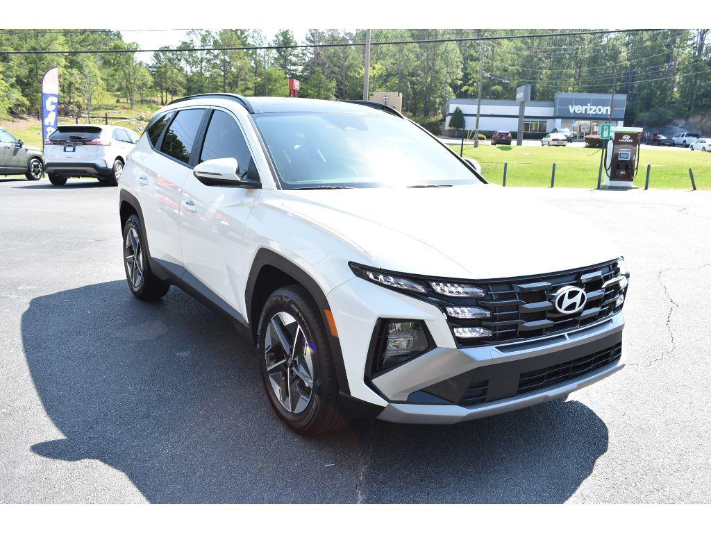 new 2025 Hyundai TUCSON Hybrid car, priced at $38,112