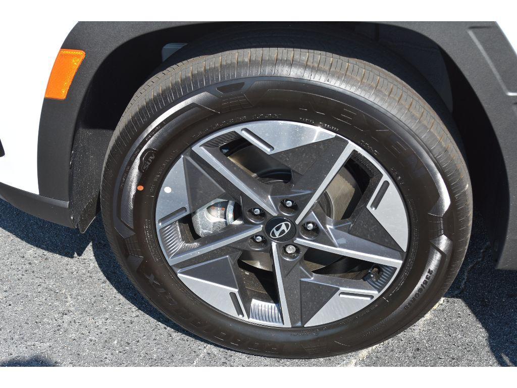 new 2025 Hyundai TUCSON Hybrid car, priced at $38,112