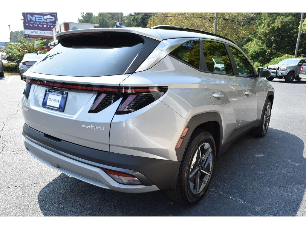 new 2025 Hyundai TUCSON Hybrid car, priced at $38,120