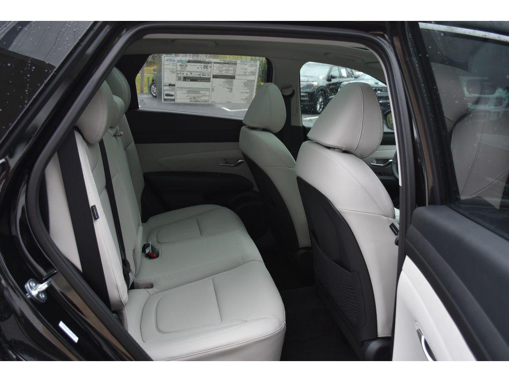 new 2025 Hyundai TUCSON Hybrid car, priced at $37,780