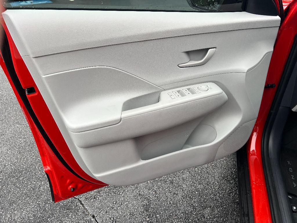 new 2025 Hyundai Kona car, priced at $24,965