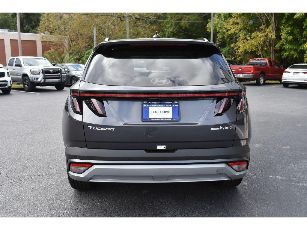 new 2025 Hyundai TUCSON Hybrid car, priced at $42,262