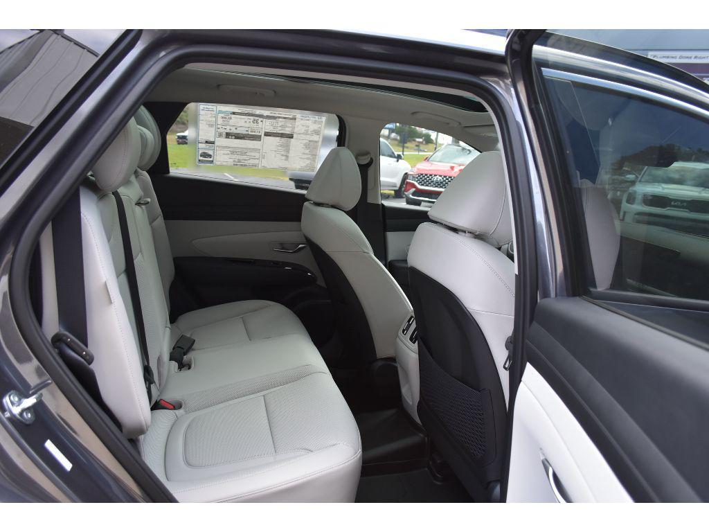 new 2025 Hyundai TUCSON Hybrid car, priced at $42,262