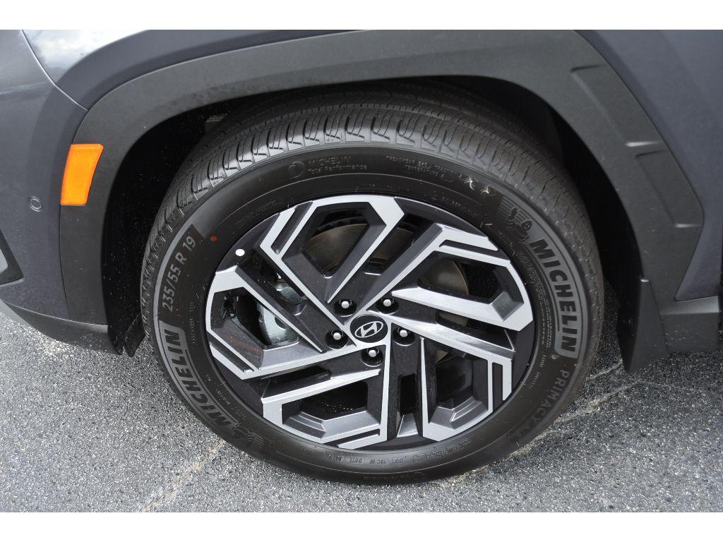 new 2025 Hyundai TUCSON Hybrid car, priced at $42,262