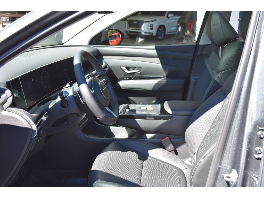 new 2025 Hyundai TUCSON Hybrid car, priced at $42,292