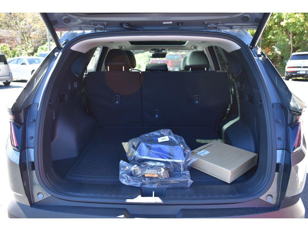 new 2025 Hyundai TUCSON Hybrid car, priced at $42,292