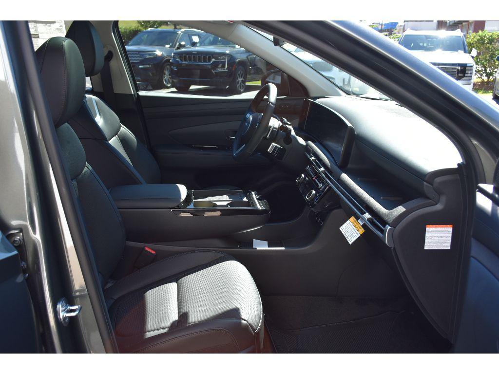 new 2025 Hyundai TUCSON Hybrid car, priced at $42,292