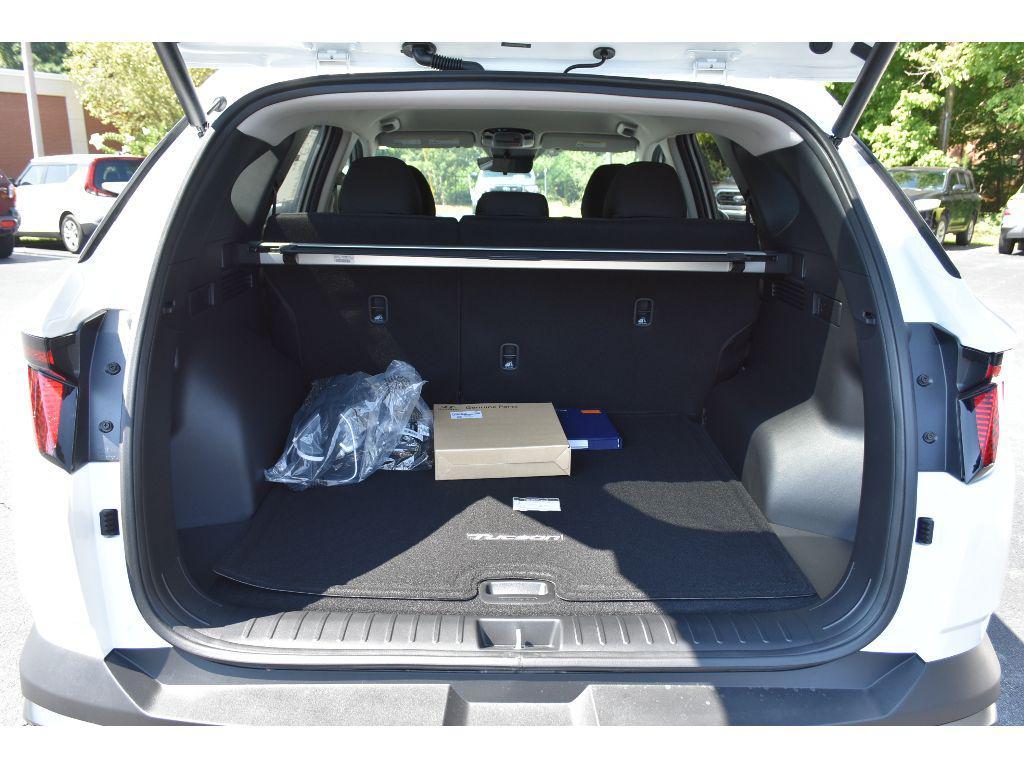 new 2025 Hyundai Tucson car, priced at $32,639