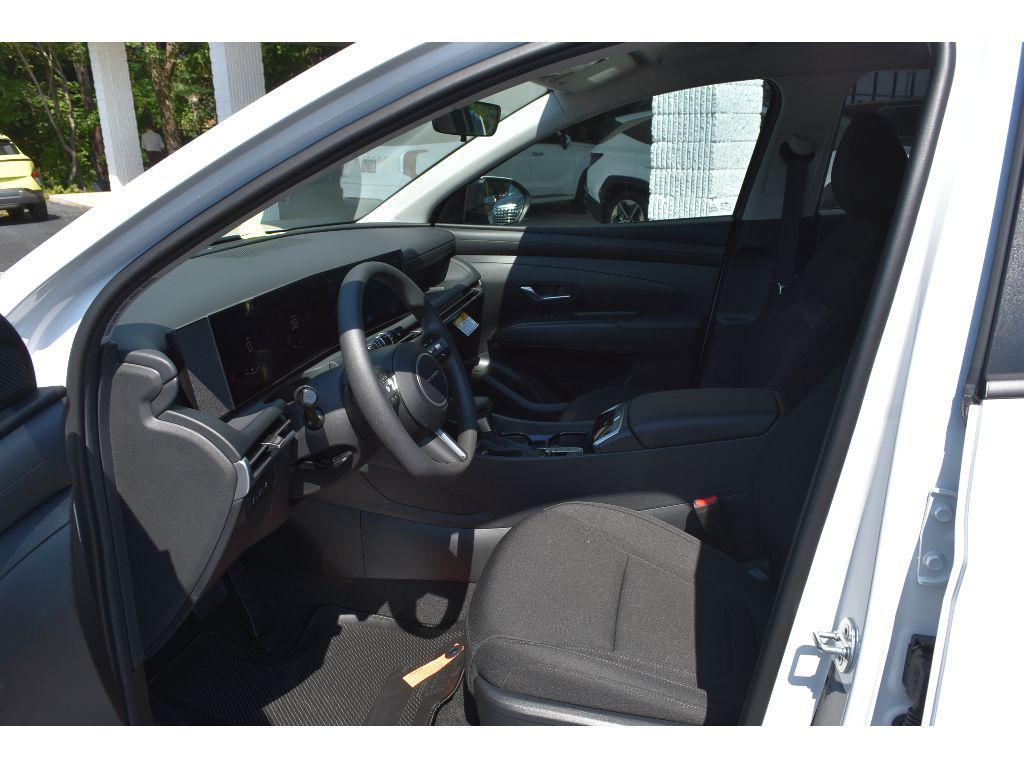 new 2025 Hyundai Tucson car, priced at $32,639