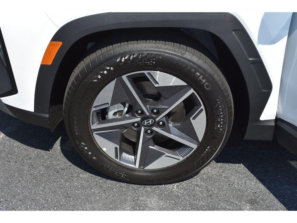 new 2025 Hyundai Tucson car, priced at $32,639