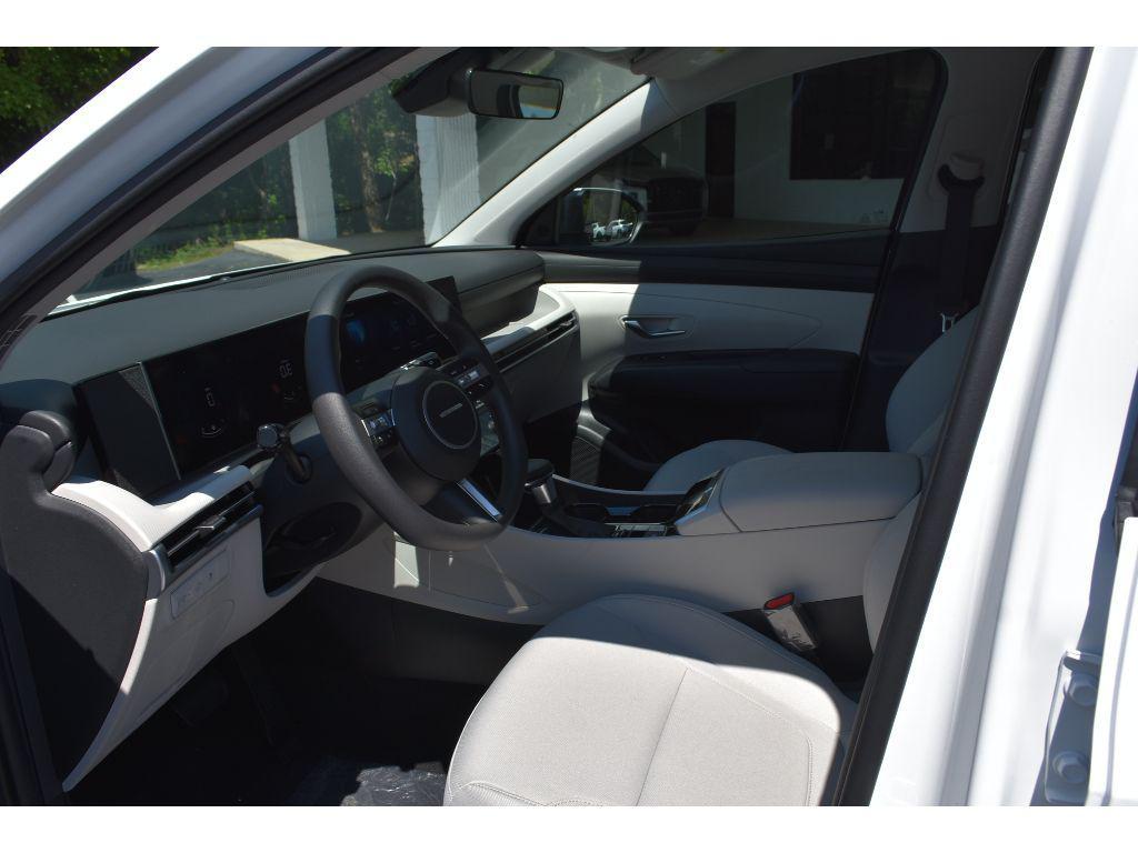 new 2025 Hyundai Tucson car, priced at $32,510