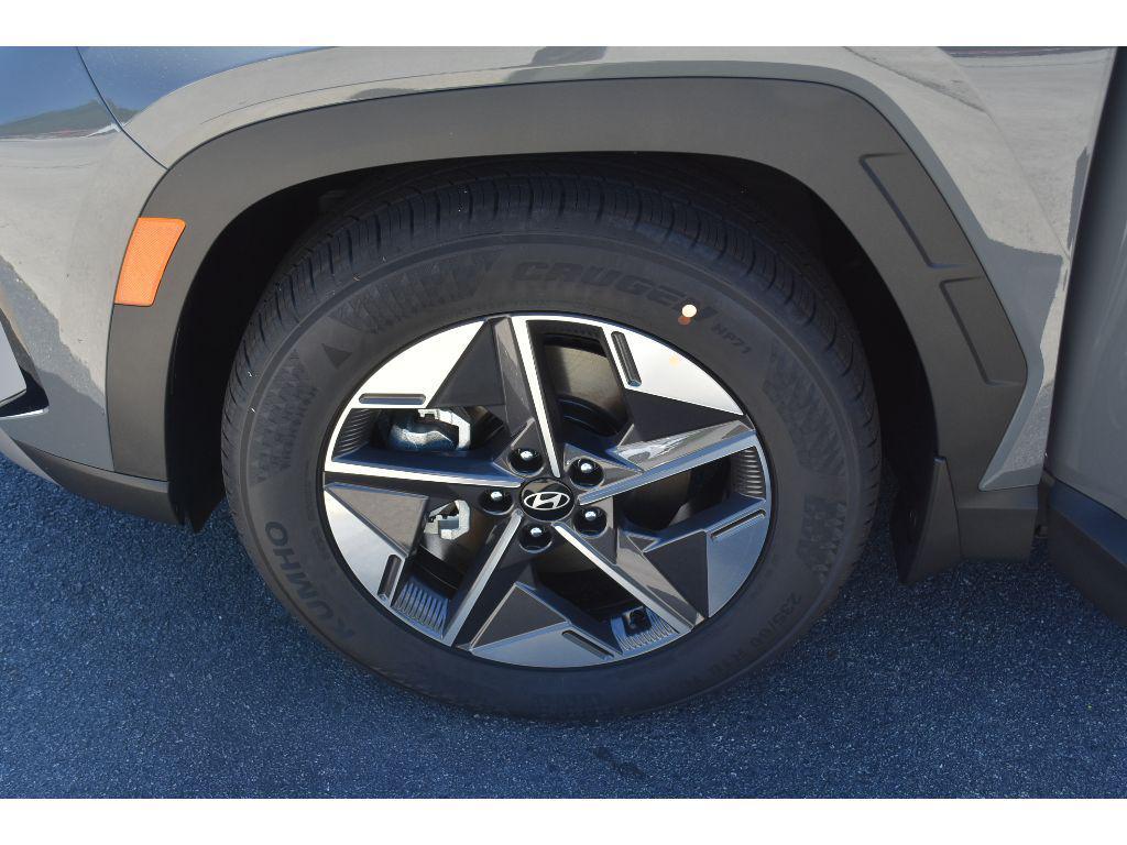 new 2025 Hyundai Tucson car, priced at $34,296