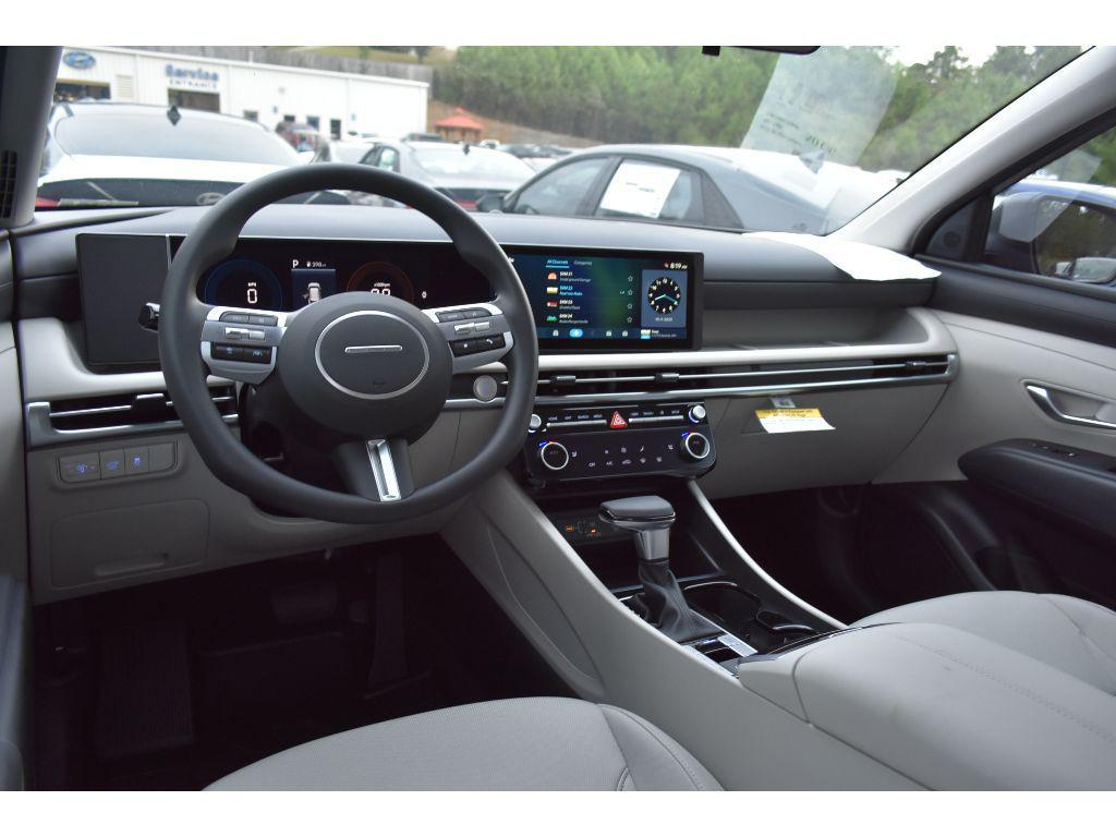 new 2026 Hyundai Tucson car, priced at $33,045