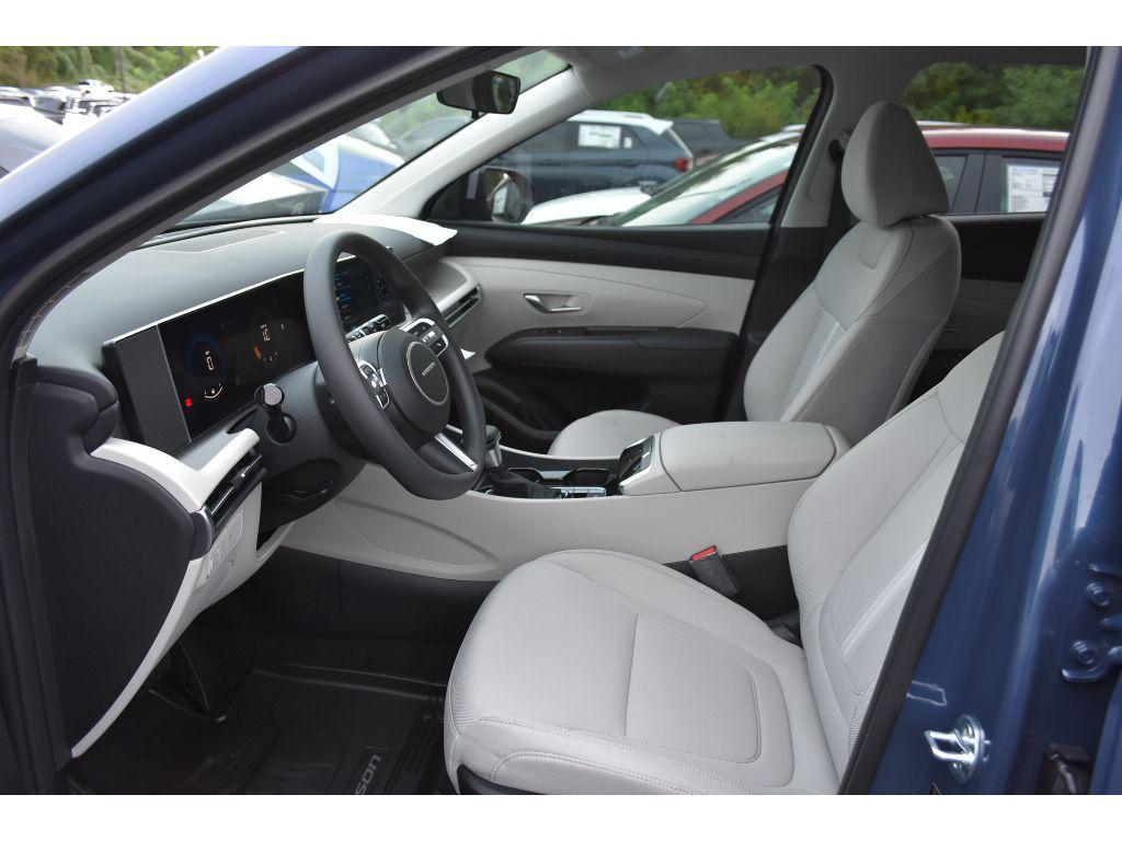 new 2026 Hyundai Tucson car, priced at $33,045