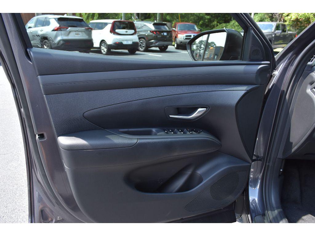 new 2025 Hyundai TUCSON Hybrid car, priced at $37,757