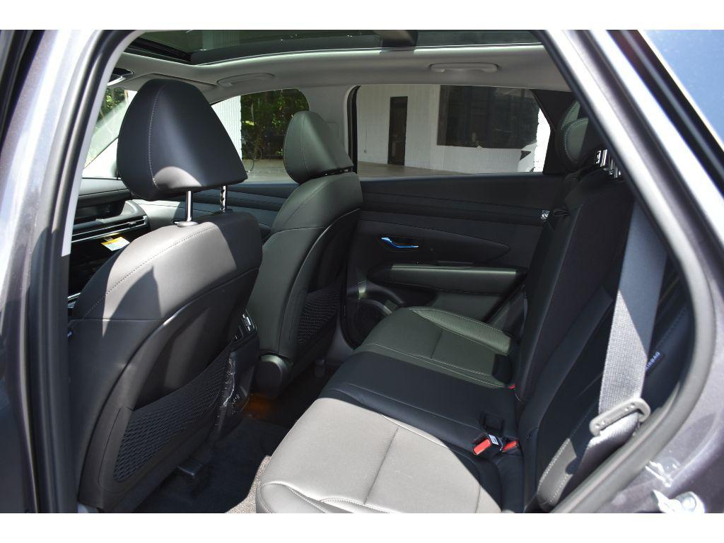new 2025 Hyundai TUCSON Hybrid car, priced at $37,757