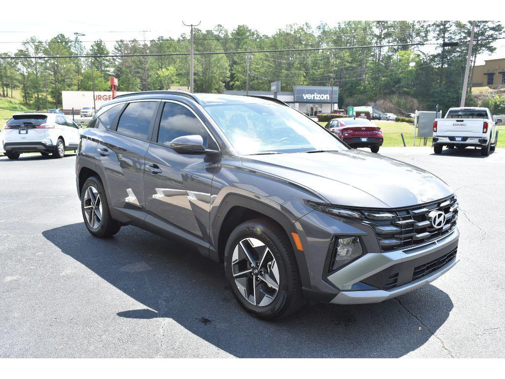 new 2025 Hyundai TUCSON Hybrid car, priced at $37,757