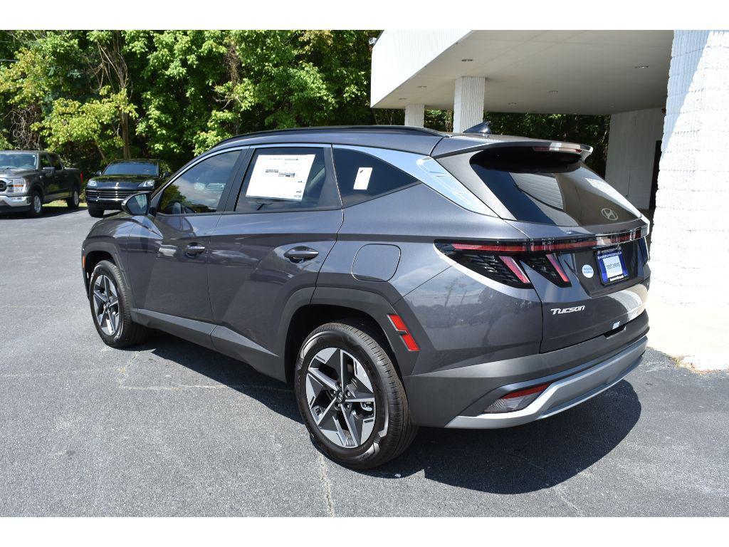 new 2025 Hyundai TUCSON Hybrid car, priced at $37,757