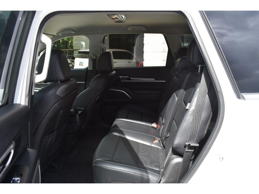 used 2024 Kia Telluride car, priced at $33,456